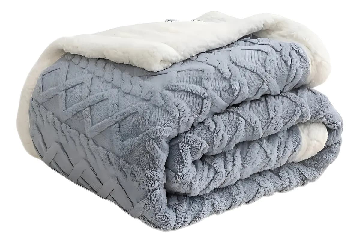 Frazada Sherpa con Relieve de 1.5 Plazas en Azul Acero